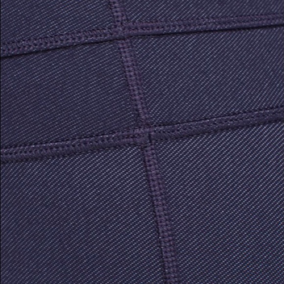 Lululemon Skinny Groove Pant Black Grape - Picture 3 of 15